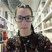 Étudiante en langue russe avec expérience à l'enseignement des langues offre des cours particuliers des russe. Ainsi que anglais et grec